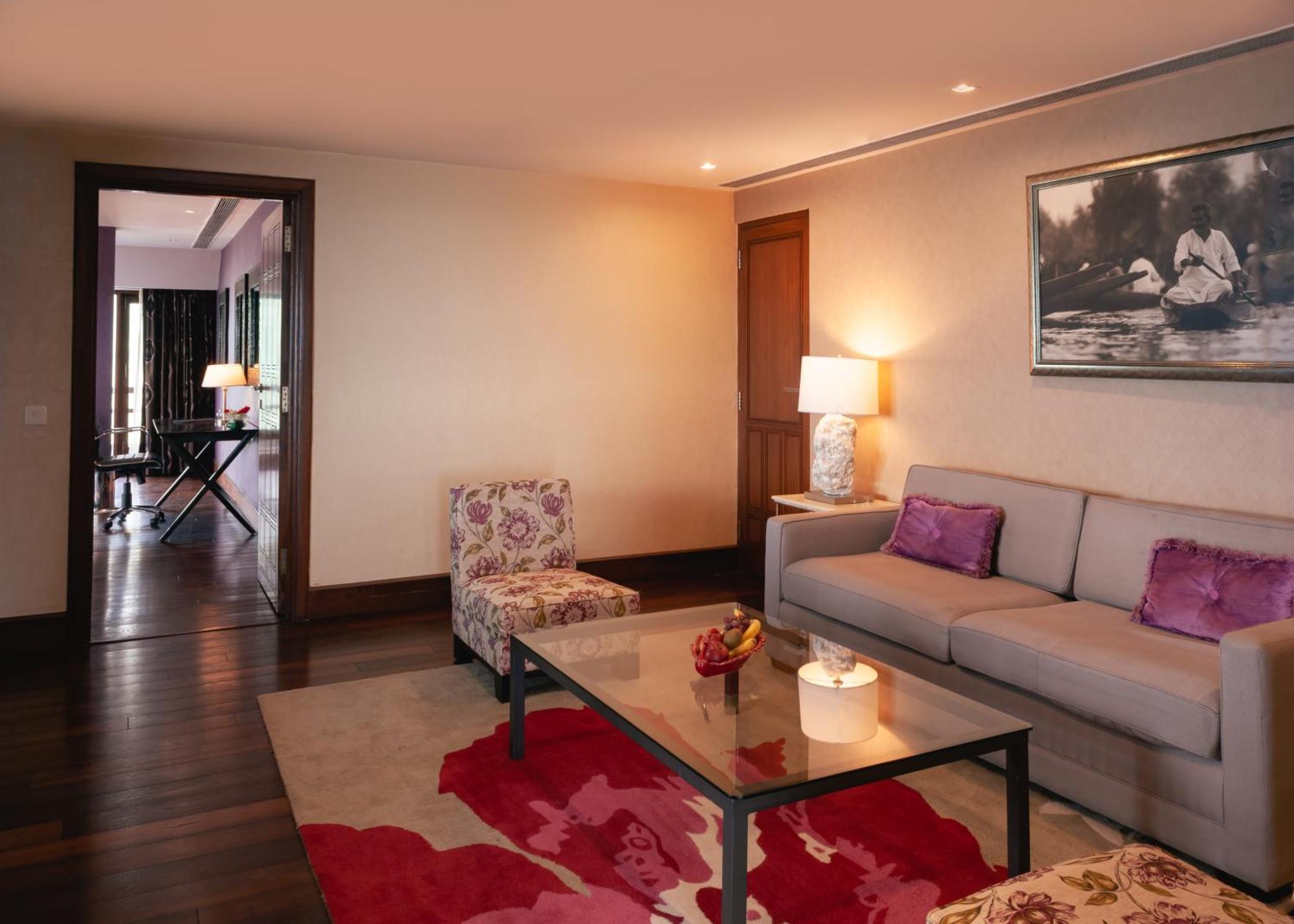 Hotel Taj Dal View Srinagar Zewnętrze zdjęcie