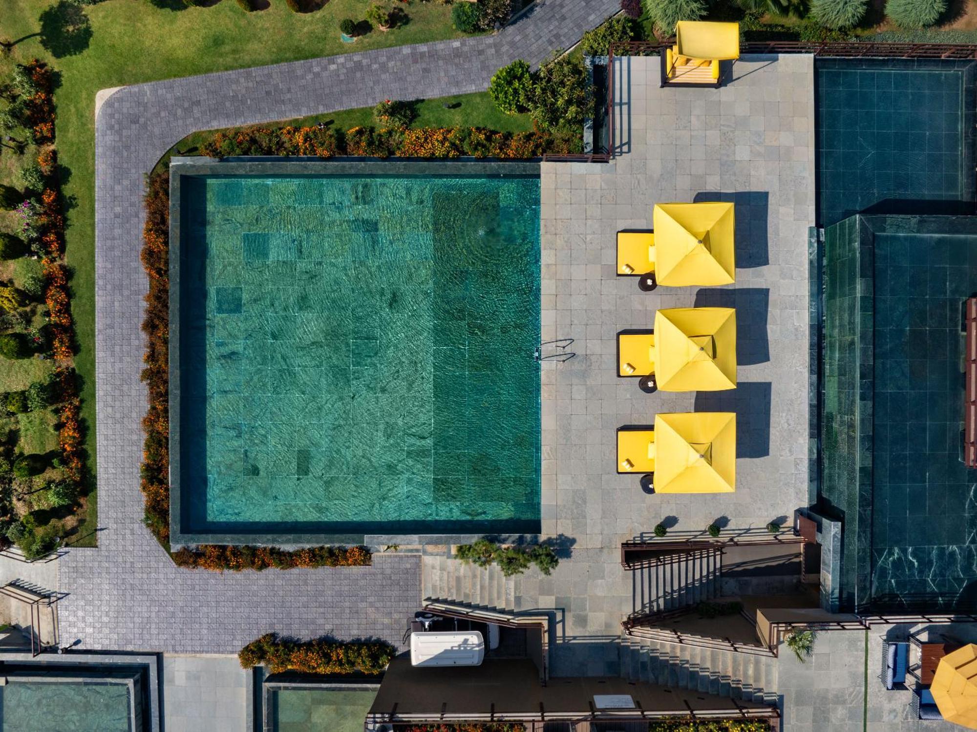 Hotel Taj Dal View Srinagar Zewnętrze zdjęcie