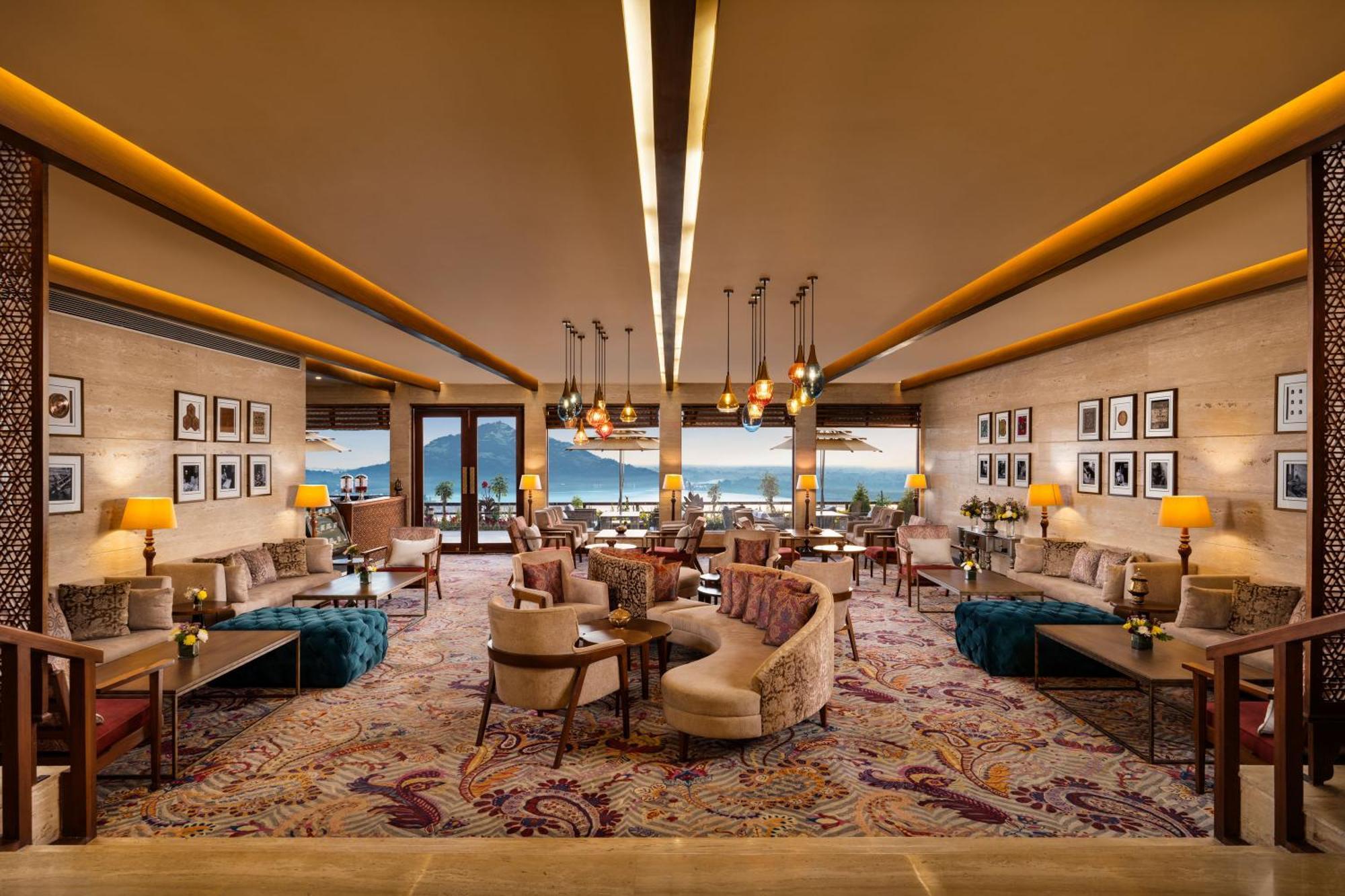 Hotel Taj Dal View Srinagar Zewnętrze zdjęcie