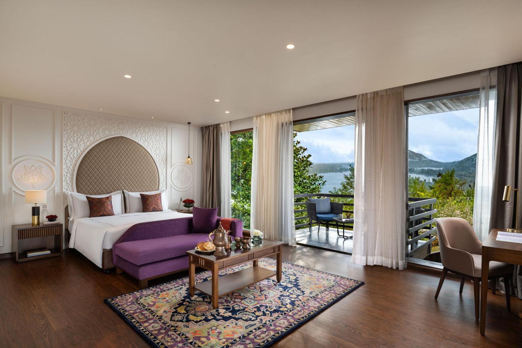 Hotel Taj Dal View Srinagar Zewnętrze zdjęcie